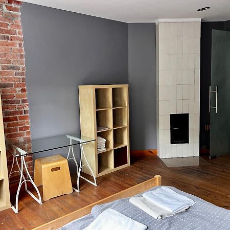 Red & Grey Apartment Opolznevoye Bagian luar foto